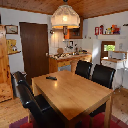 Thatched 4 Persons Apartment Currahy Bridge